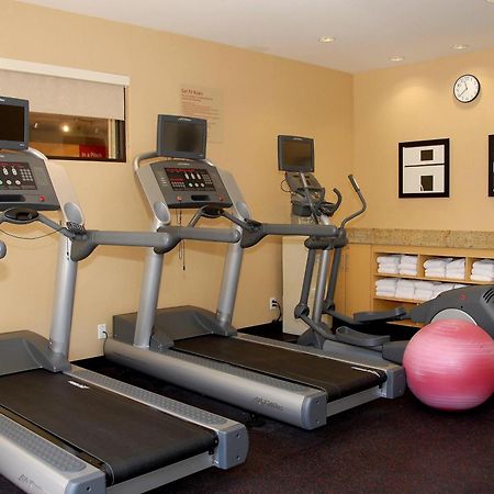 Hollo Towneplace Suites By Marriott Bethlehem Easton/Lehigh Valley מראה חיצוני תמונה