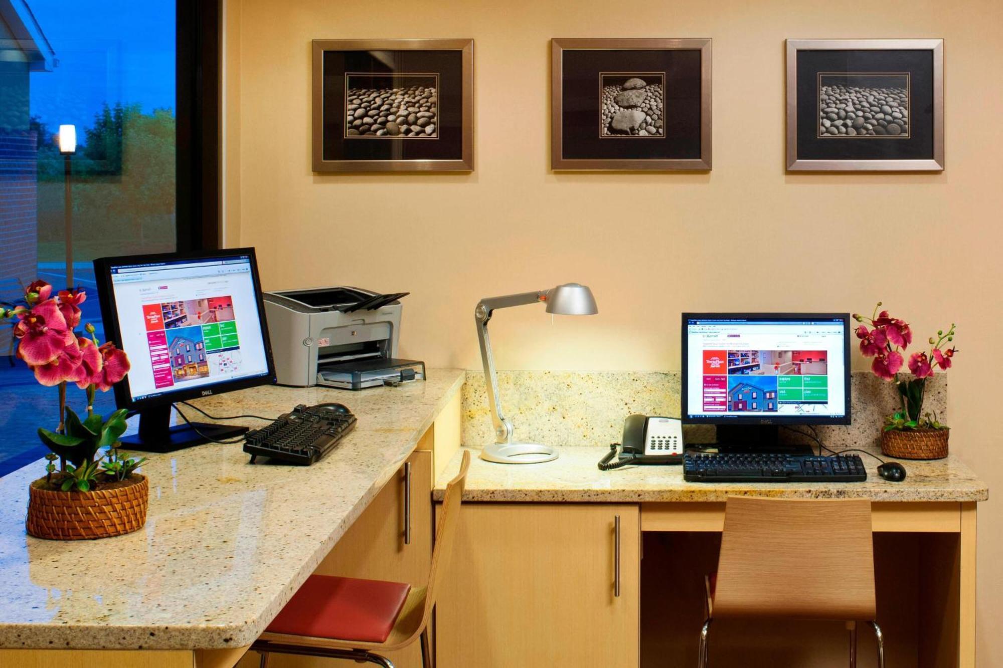 Hollo Towneplace Suites By Marriott Bethlehem Easton/Lehigh Valley מראה חיצוני תמונה
