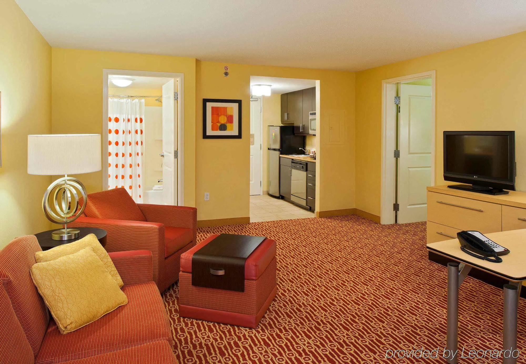 Hollo Towneplace Suites By Marriott Bethlehem Easton/Lehigh Valley מראה חיצוני תמונה